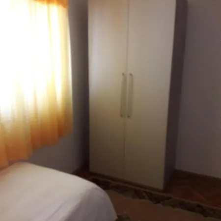 Bise Apartment *